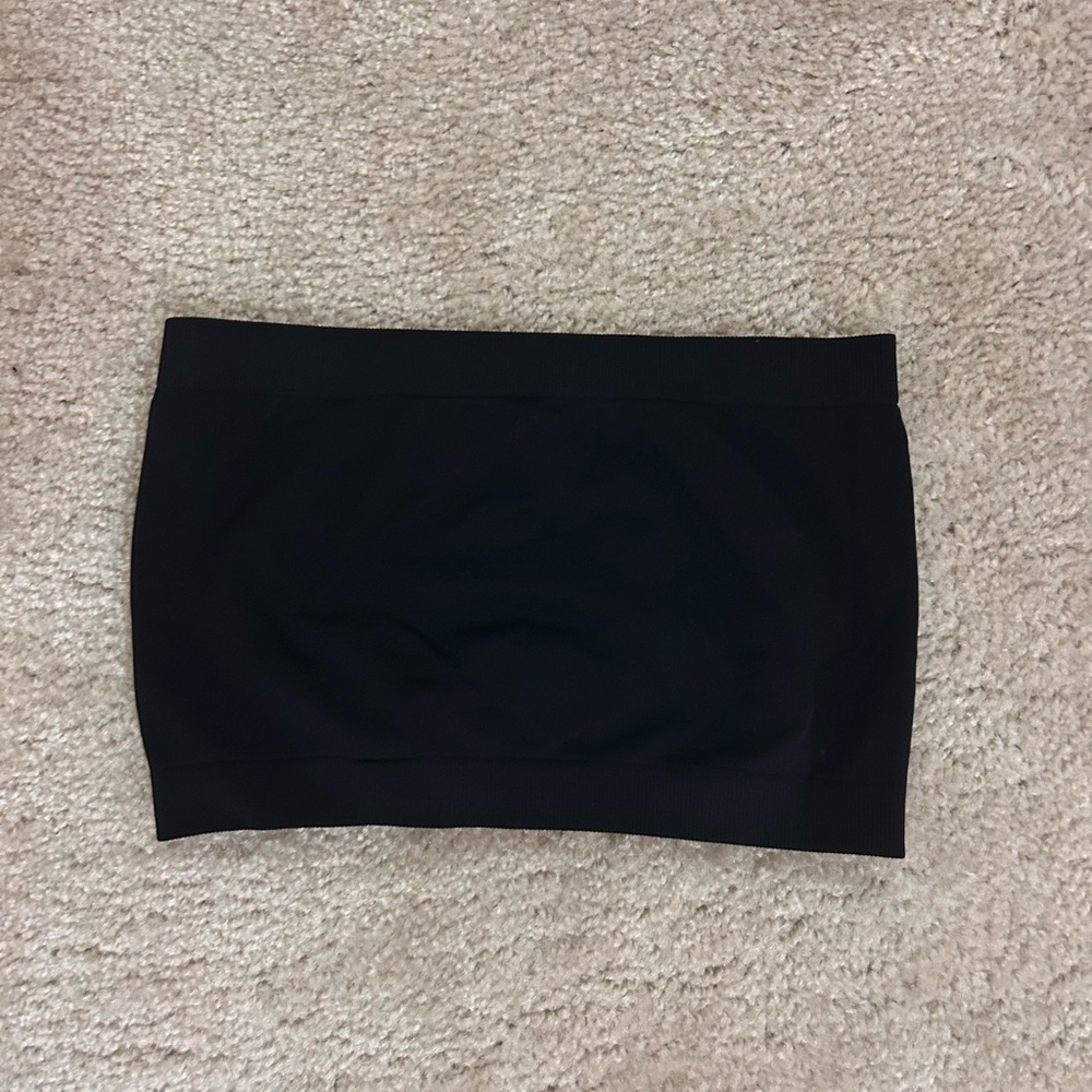 Black cropped tube top